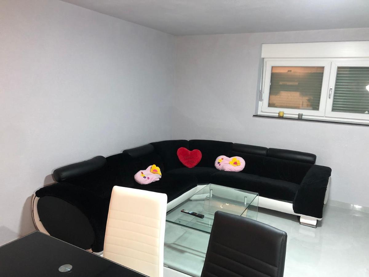 Ferienwohnung-mitarbeiterunterkunft *